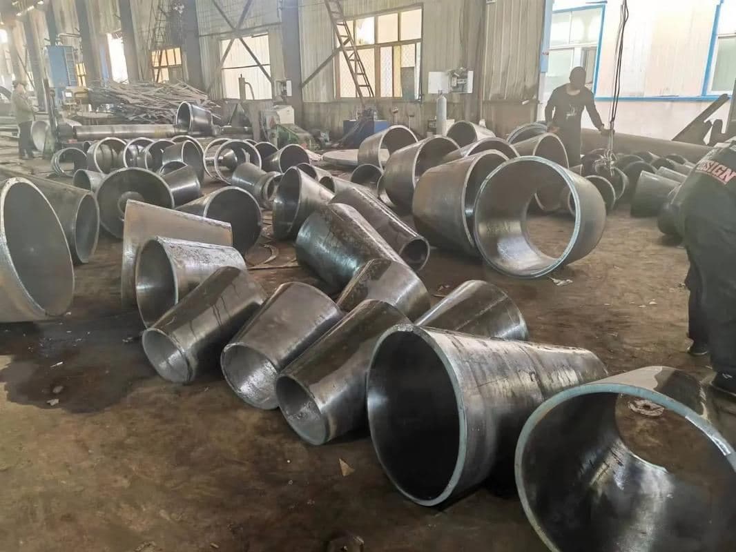 A335 P92 910×810×32mm Redüksiyon Borusu Vietnam'a Sevk Edildi